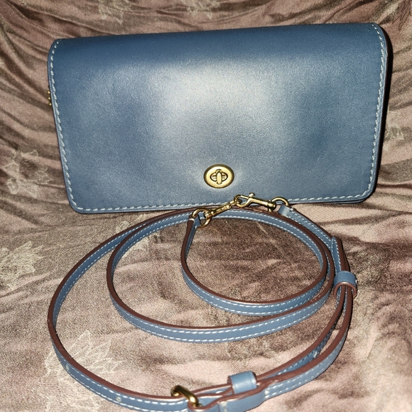 COACH Dinky 1941 Cornflower Blue Glove Tanned Leather Crossbody - Picture 12 of 12